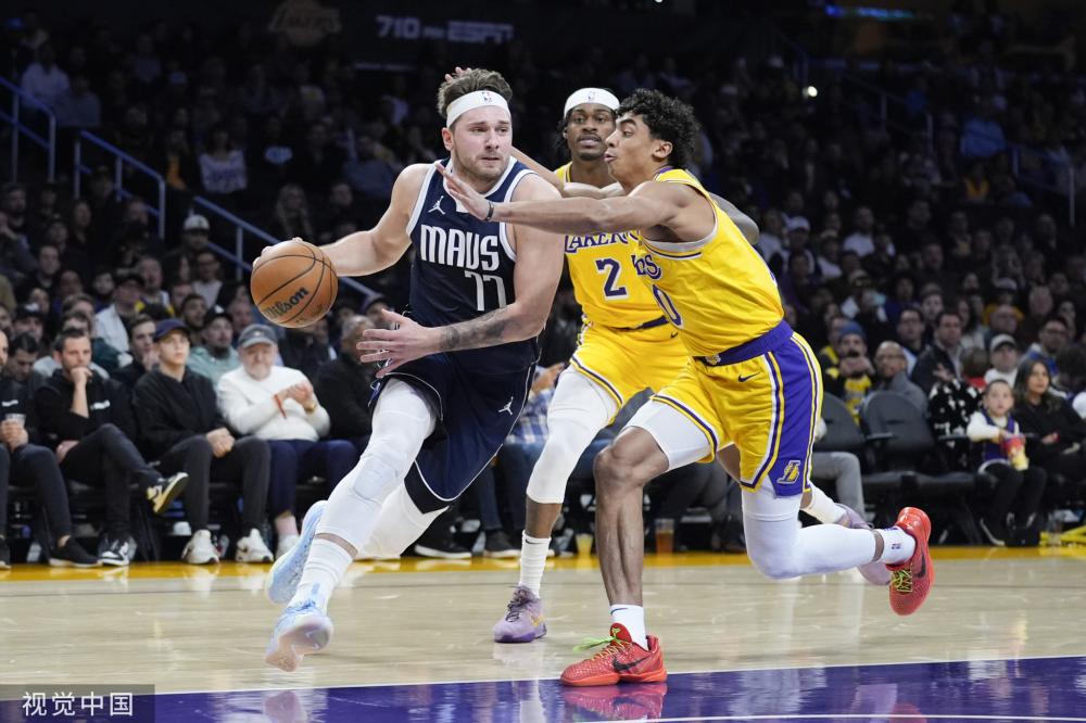 际赛场上书 际赛场上书