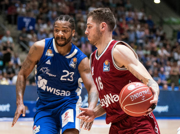 望再添一位 望再添一位